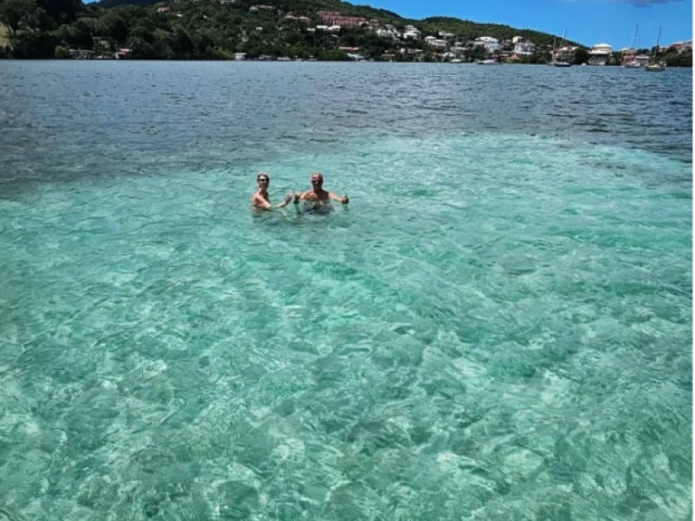 Pronájem lodi aback 24 Abbaco 24 v Les Trois-Îlets na Samboatu