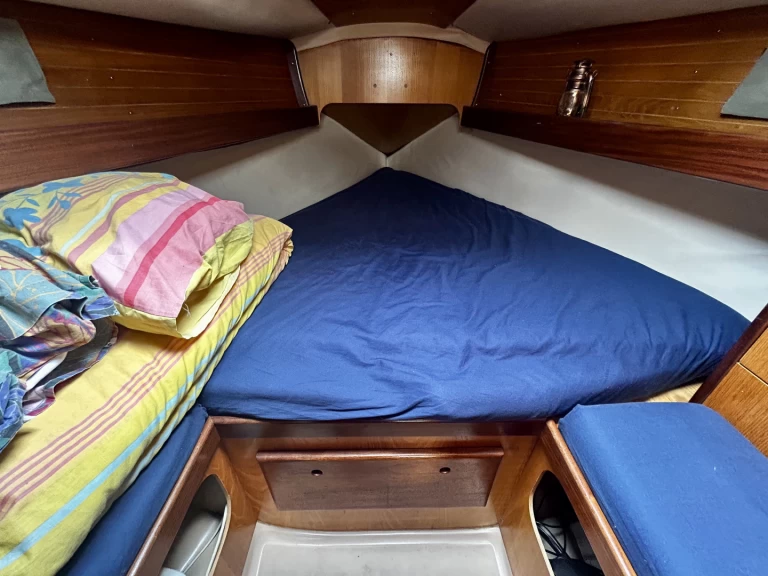 Pronajmout si Bénéteau Oceanis 320 v Carnon-Plage