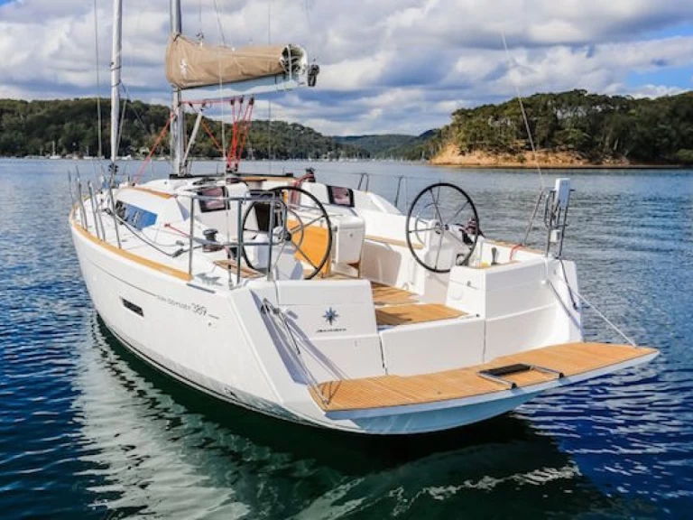 Pronájem Plachetnice v Hyeres -Jeanneau Sun Odyssey 389