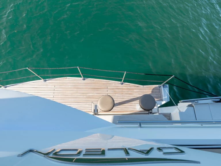 Pronajmout Jachta se skipperem či ne Galeon v Miami Beach