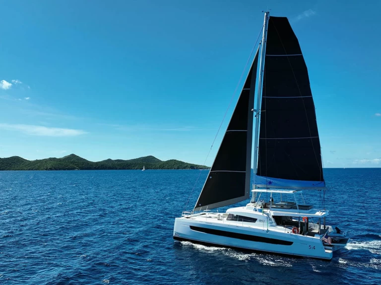 Pronájem lodi Road Town lákavé ceny Bali 5.4