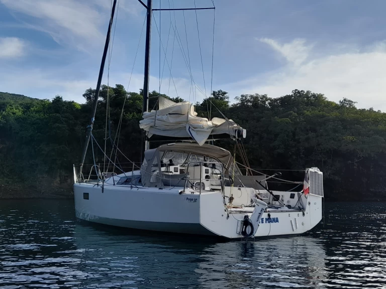 Pronájem Plachetnice v Port de Fort-de-France -Pogo Structures Pogo 30