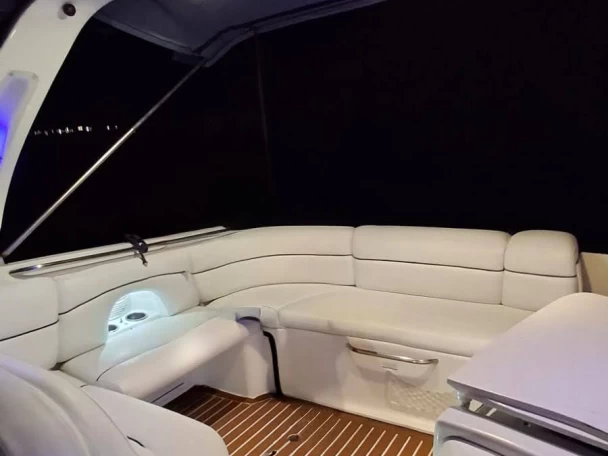 Pronájem jachty v Terracina -Chaparall  2835ss na Samboatu