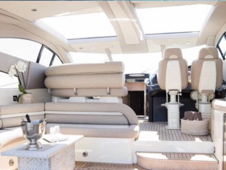 Pronájem lodi Sunseeker Predator 75 v Port d'Andratx na Samboatu