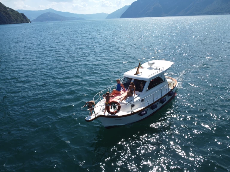 Pronajmout si Sciallino 25L v Lovere