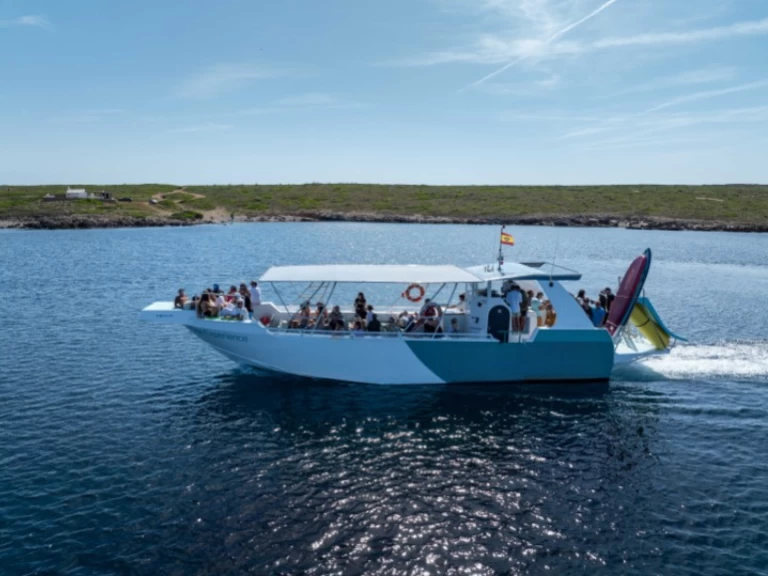 Pronájem jachty v Fornells -Morago 1500 na Samboatu