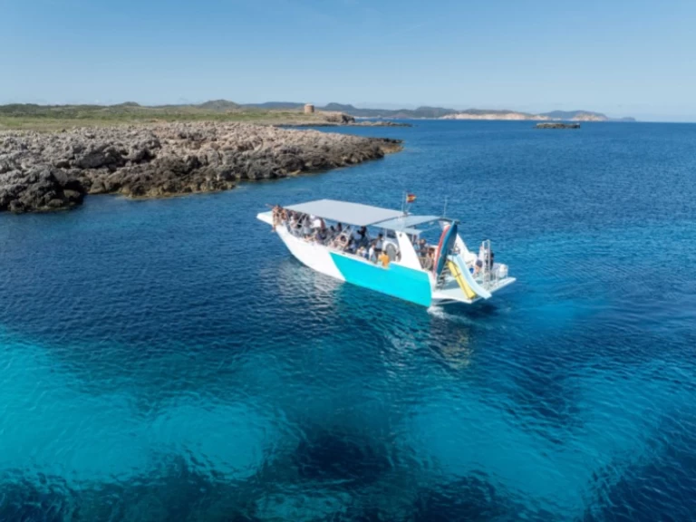 Pronajmout si Morago 1500 v Fornells