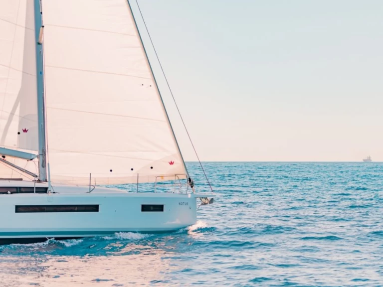 Pronájem jachty v Lavrio -Jeanneau Sun Odyssey 490 na Samboatu