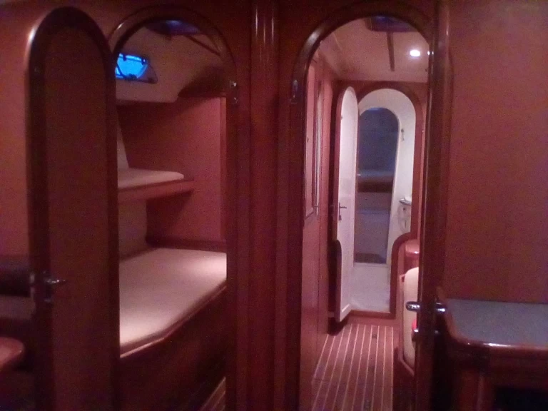 Pronajmout si Ocean Yachts Ocean Star 51.1 v Póros (City)