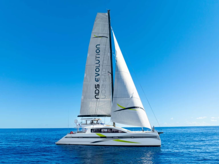 Pronájem Jachta v Řecko -JFA Chantier Naval NDS EVOLUTION