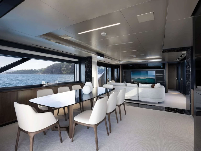 Pronajmout Jachta se skipperem či ne Riva v Mandelieu-la-Napoule