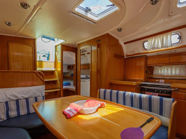 Pronájem Plachetnice v Split -Bavaria Bavaria 42 Cruiser