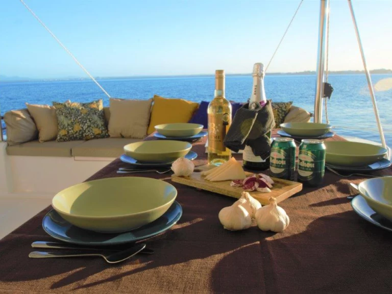 Pronájem lodi Corazón de Jesús Island lákavé ceny Bali 4.5