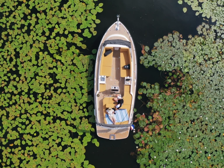 Pronájem Motorová loď Interboat s licencí