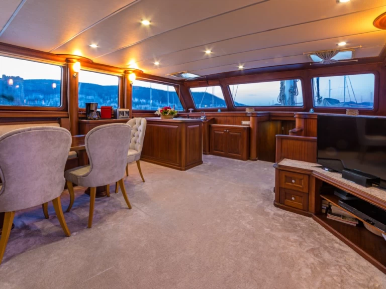 Pronájem Plachetnice  s licencí