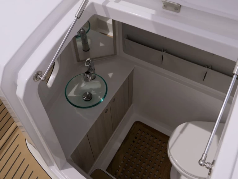 Sterk Yachts 31RC jednotlivci a charterové společnosti v Port de Pollenca