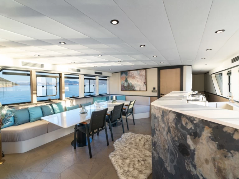  CALM DOWN  jednotlivci a charterové společnosti v Bodrum