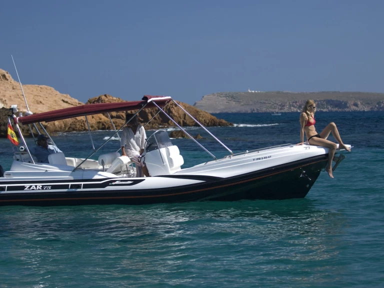 Pronajmout Polotuhá loď se skipperem či ne Zar v Port de Pollenca