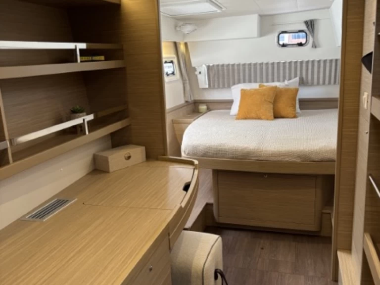 Katamarán k pronájmu v Playa Sardinera za nejlepší cenu