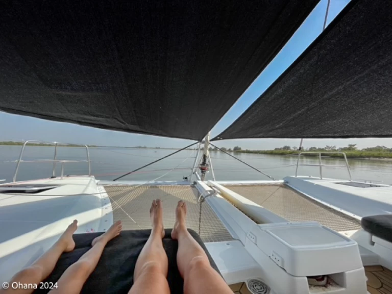 Pronajmout si Lagoon Lagoon 46 v Gustavia