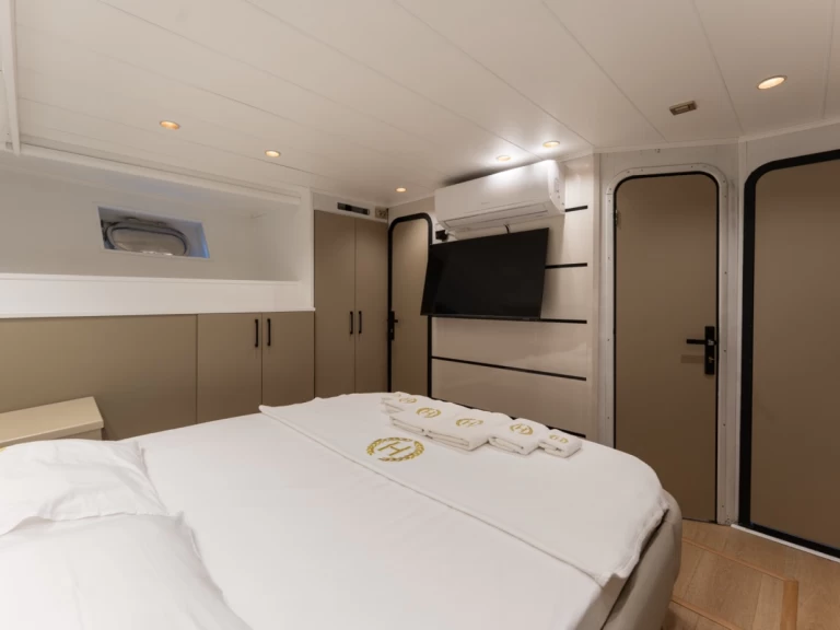  BEYEFENDI H jednotlivci a charterové společnosti v İstanbul