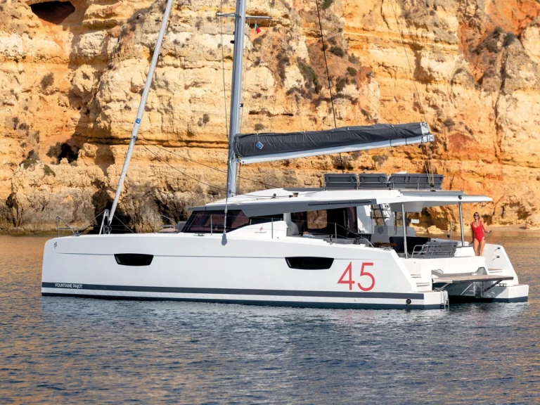 Pronájem lodi Fountaine Pajot Elba 45 v Capo d'Orlando na Samboatu