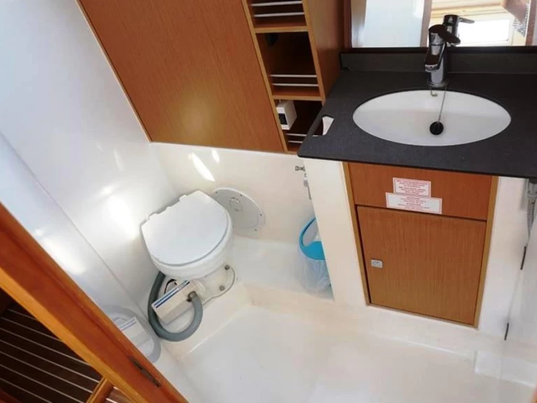 Pronájem Plachetnice v Kalamariá -Bavaria Cruiser 41