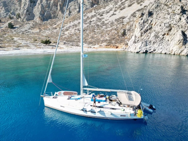 Pronájem Plachetnice Jeanneau s licencí