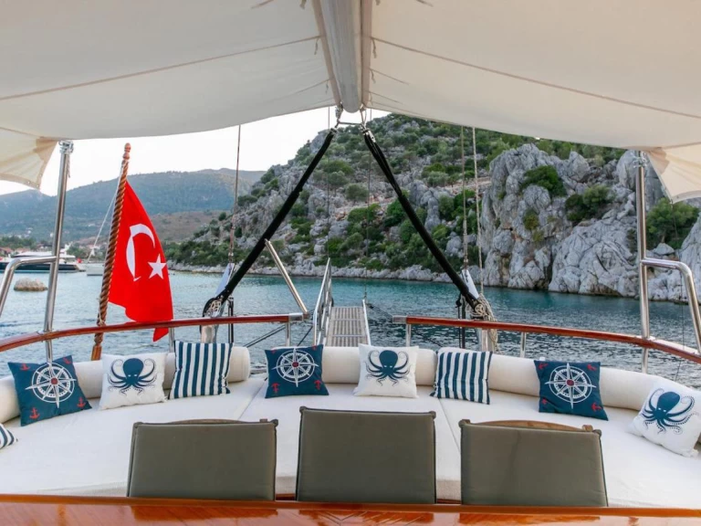 Custom Made Santa Maria* jednotlivci a charterové společnosti v Marmaris