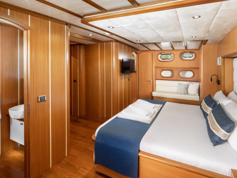 Pronajmout Plachetnice se skipperem či ne  v Bodrum