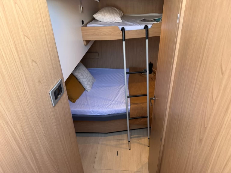 Pronájem Katamarán Bali s licencí