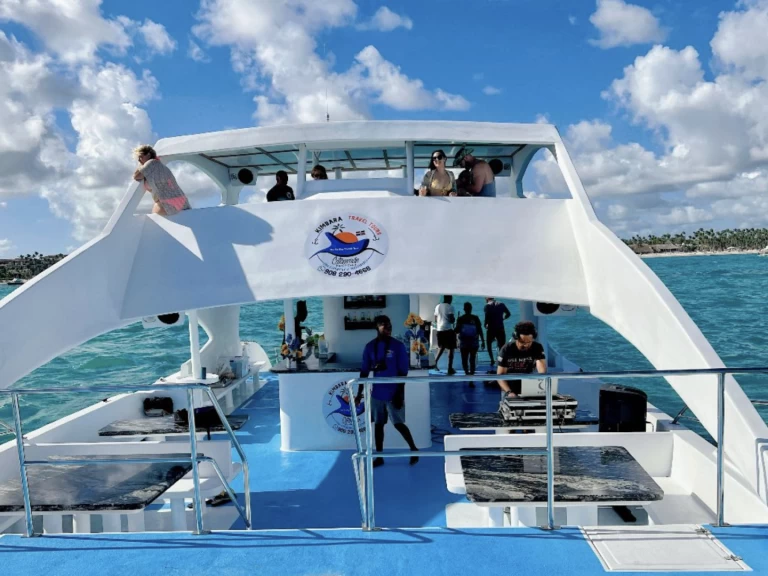 Pronájem jachty v La Romana -Custom Made 60 na Samboatu