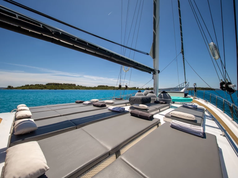  Gulet Anđeo jednotlivci a charterové společnosti v Split