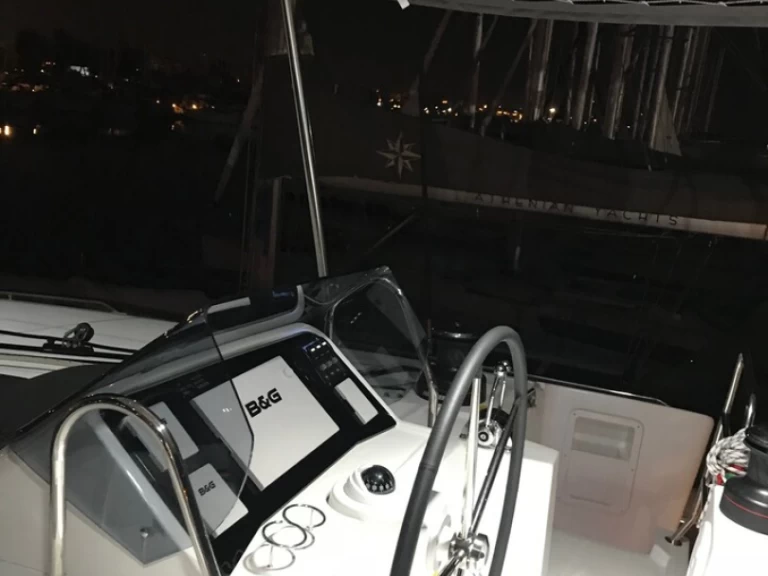 Lagoon Lagoon 450 F jednotlivci a charterové společnosti v Alimos