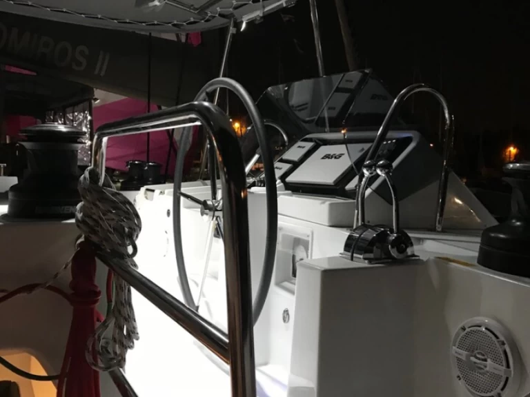 Pronajmout si Lagoon Lagoon 450 F v Alimos