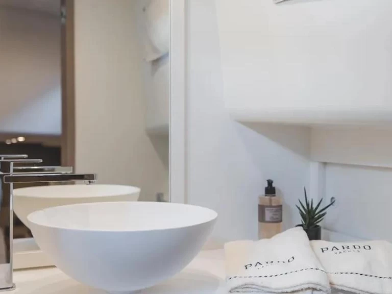 Pardo Yachts Pardo 50 jednotlivci a charterové společnosti v Ibiza Town