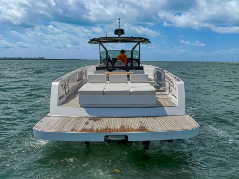 Pronájem lodi Pardo Yachts Pardo 43 v Miami Beach na Samboatu