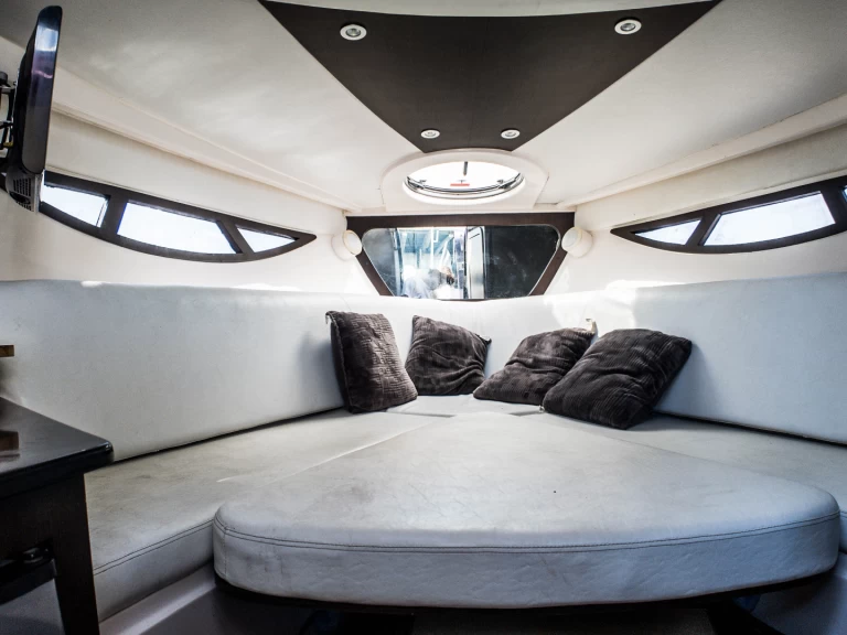 Pronájem lodi FS Yachts 31 v Rio de Janeiro na Samboatu