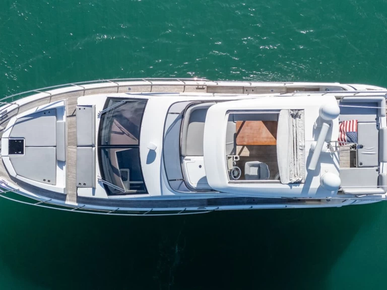 Pronájem jachty v Miami Beach -Azimut Azimut 55 na Samboatu