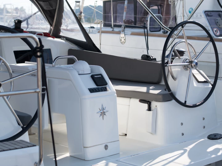 Plachetnice k pronájmu v Skiathos za nejlepší cenu