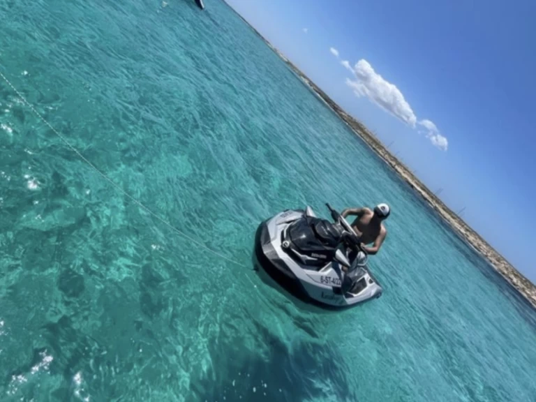 Pronajmout Vodní skútr se skipperem či ne Sea-Doo v Ibiza Town