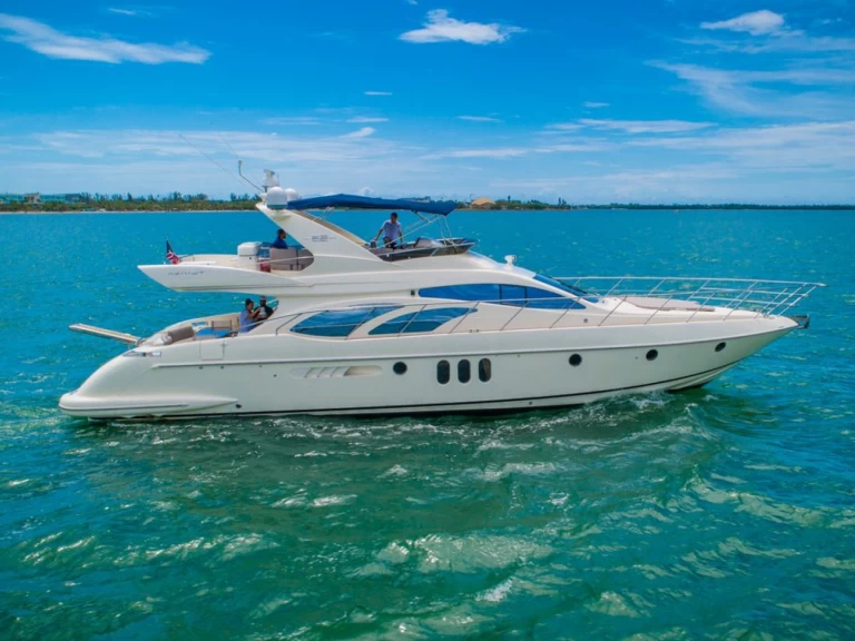 Pronájem jachty v Miami Beach -Azimut Azimut 62 Fly na Samboatu