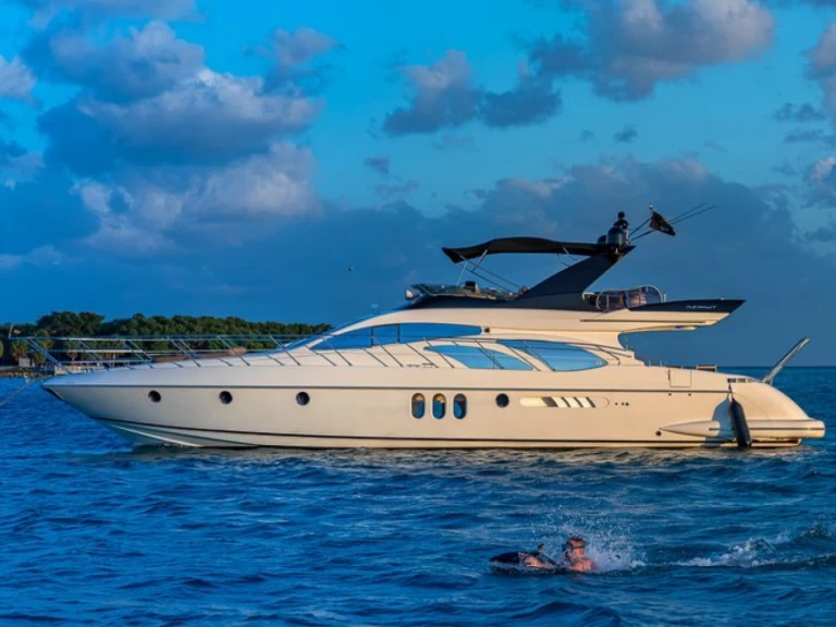 Pronájem Jachta v Miami Beach -Azimut Azimut 62 Fly