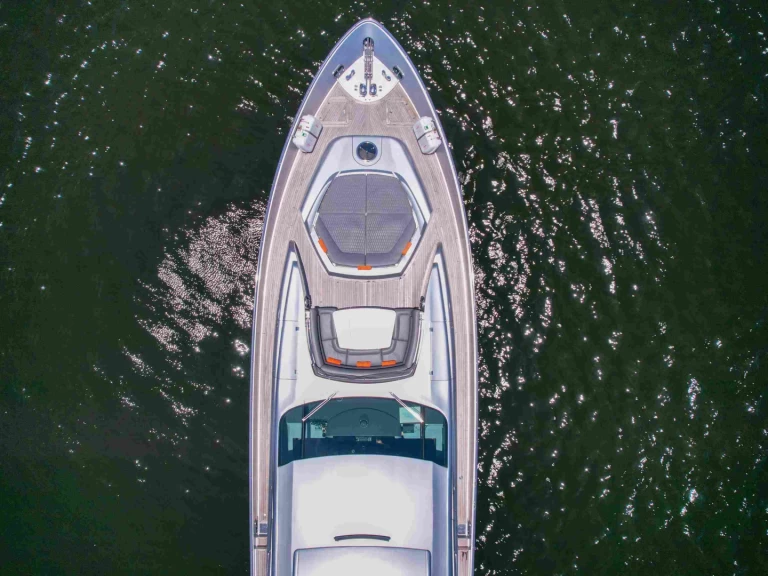 Pershing Pershing 94' jednotlivci a charterové společnosti v Miami Beach