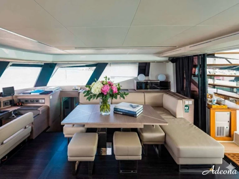 Pronájem lodi Svatý Vincent a Grenadiny lákavé ceny ADEONA