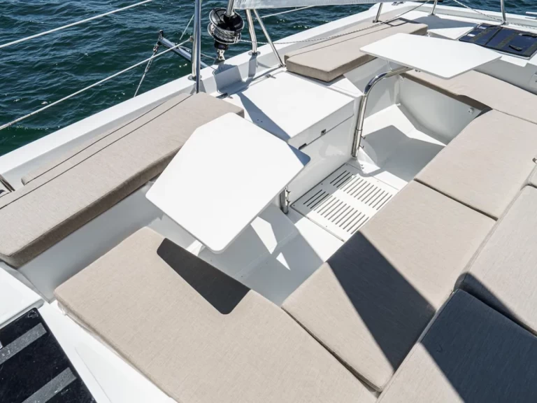 Pronajmout si Bali Bali 4.4 v Harbor Island