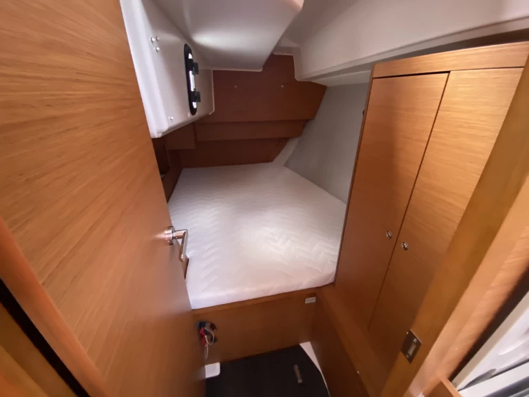 Plachetnice k pronájmu v Ajaccio za nejlepší cenu