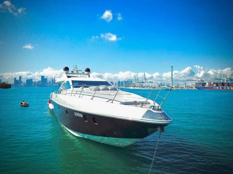 Pronájem lodi Azimut 86’ azimut S 2 v Miami Beach na Samboatu