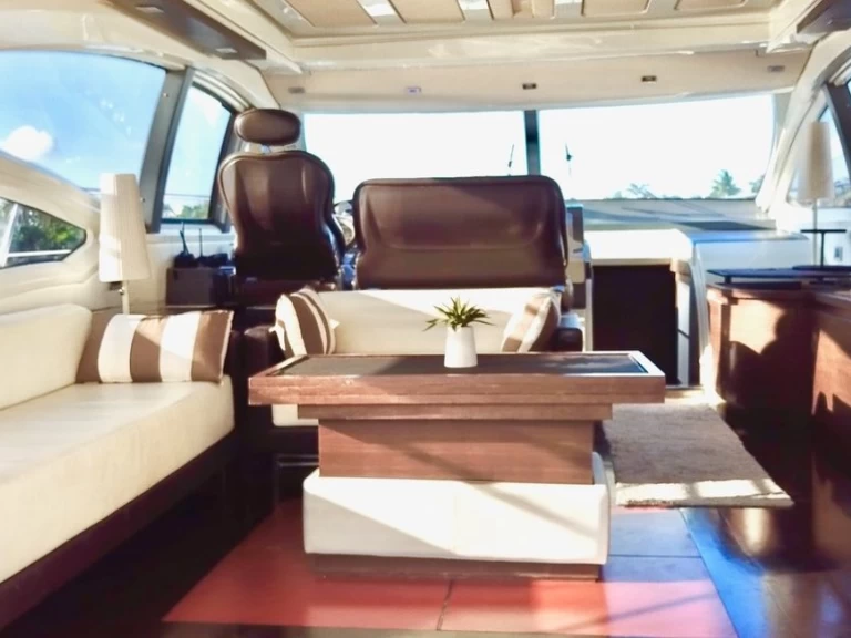 Pronájem lodi Azimut Azimut 62 S v Miami Beach na Samboatu