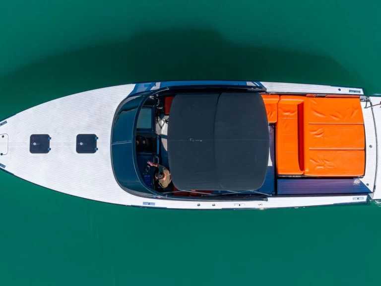 Pronajmout si VanDutch VanDutch 40 v Miami